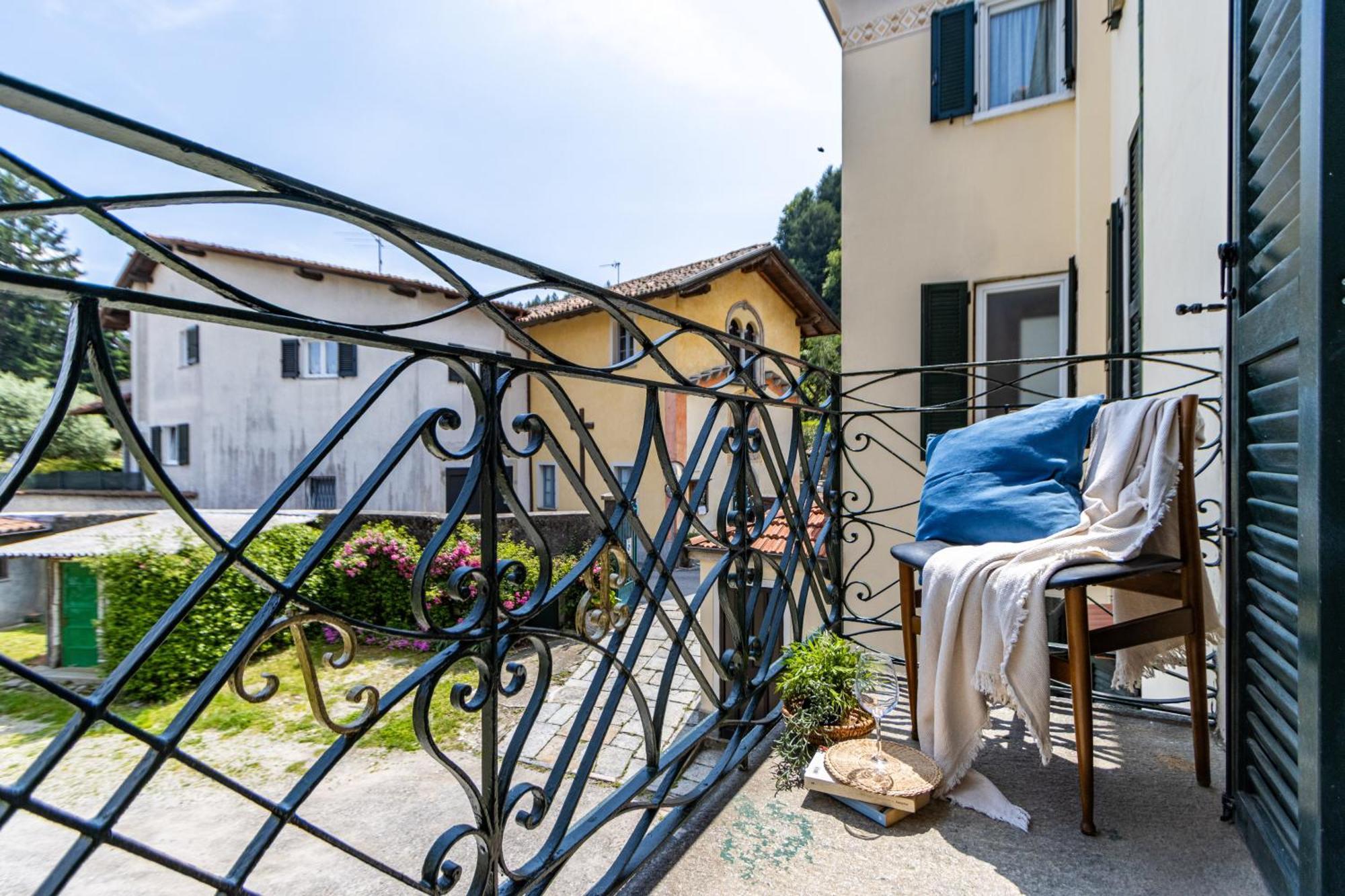Le Dalie - Appartamento Stresa - Magognino Brisino Εξωτερικό φωτογραφία