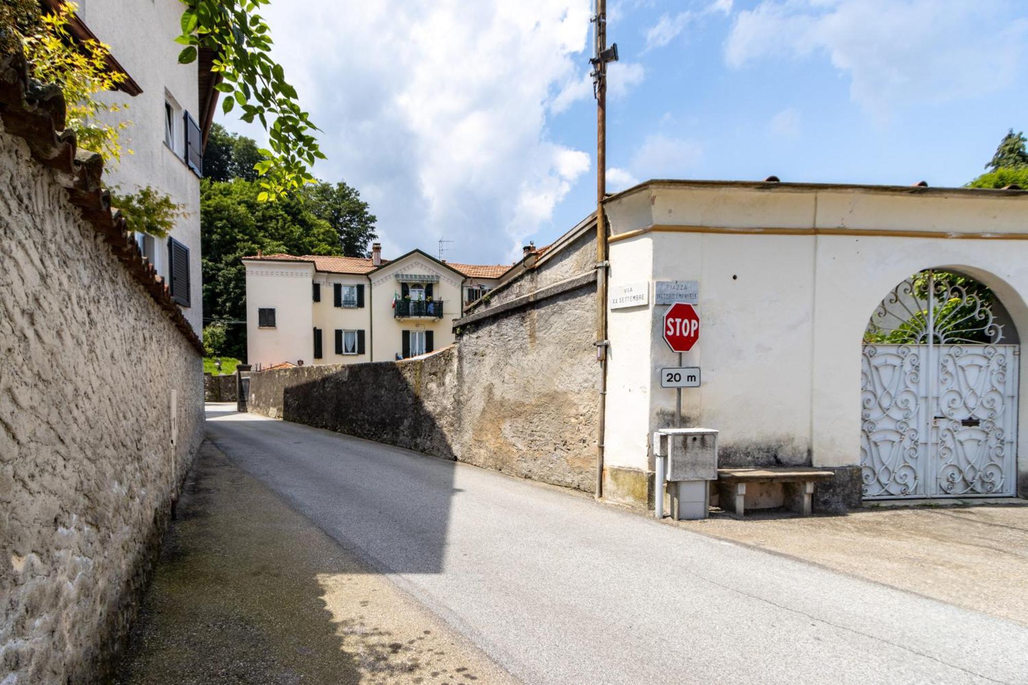 Le Dalie - Appartamento Stresa - Magognino Brisino Εξωτερικό φωτογραφία